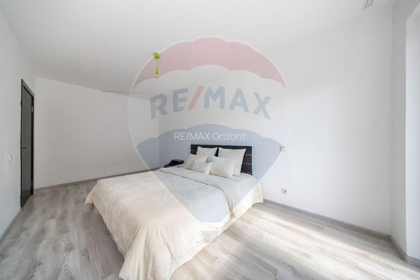 Apartament spatios 3 camere de vanzare in Subcetate - 17