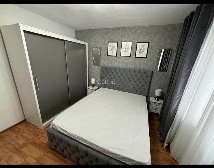 E3, apartament 2 camere decomandat, 2 balcoane, centrala, et 3 - 5