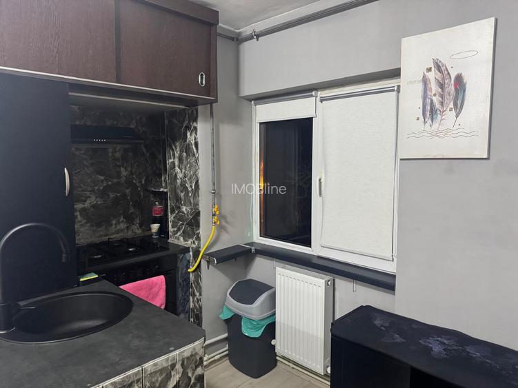 Garsonieră zona Cora - Bratianu mobilata utilata 28 mp etaj 1/4 centrala gaz - 4