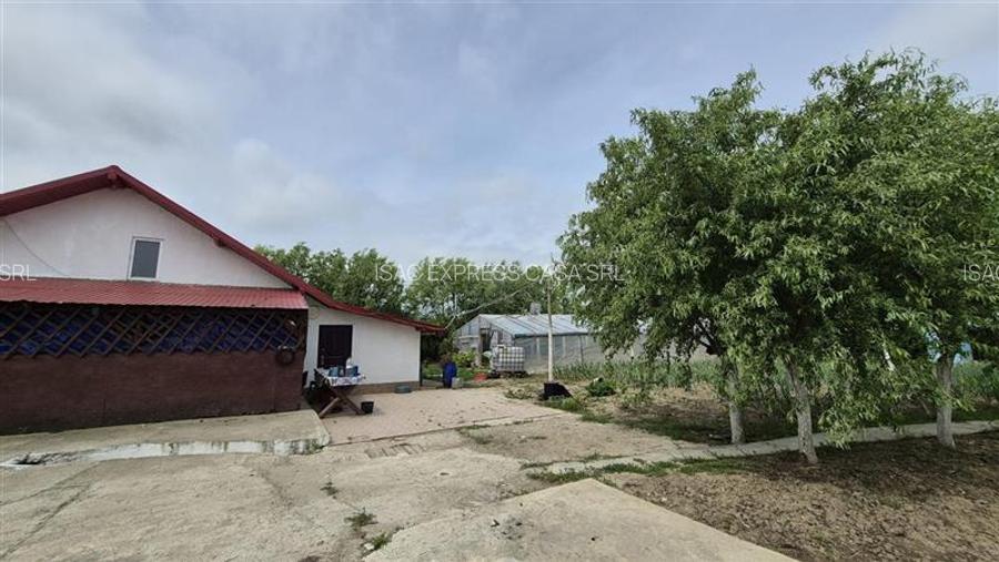Proprietate deosebita de vanzare | Casa, 13.200 mp teren, doua iazuri cu peste | - 20