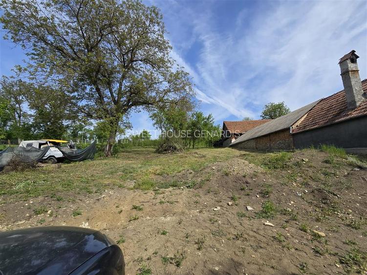 Teren intravilan cu utilitati  in Sona - 9