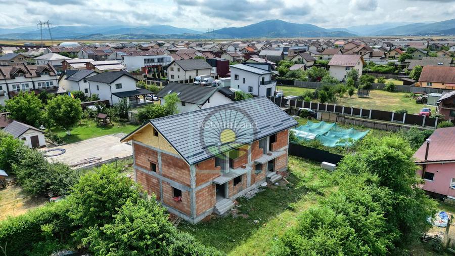 CASA  5 CAMERE IZVOR-TARLUNGENI - 23