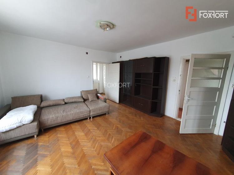 Casa individuala cu 6 camere, garaj si teren de 500 mp - zona Sagului - 25