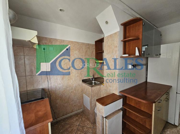 Disponibil imediat. Model mare. Centrala proprie - 6