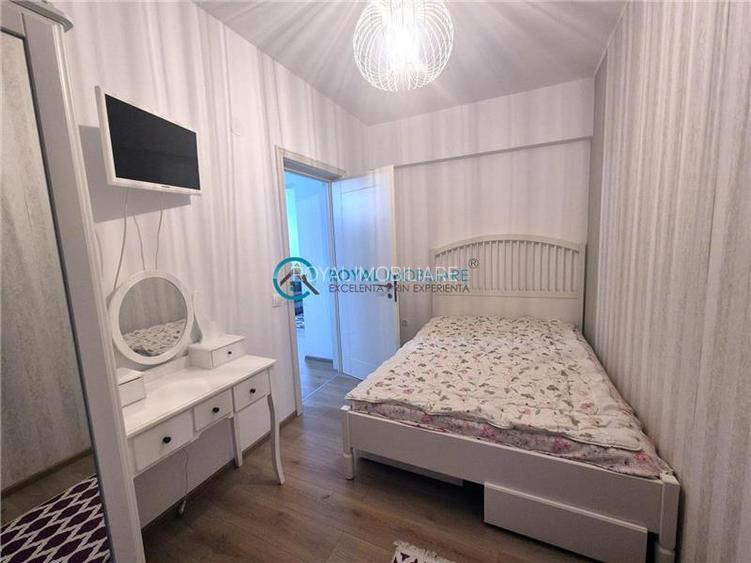 Royal Imobiliare - Vanzare apartament 2 camere zona 9 Mai - 7