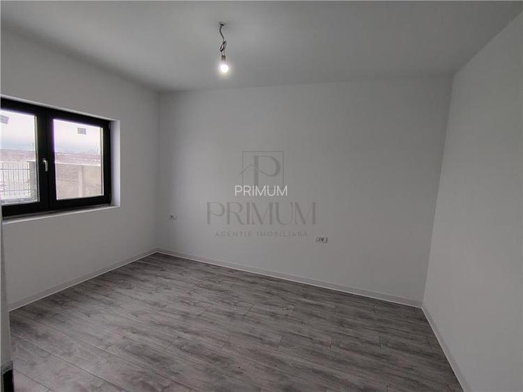 Duplex modern - separat prin camera tehnica - teren generos. - 8