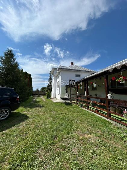 Casă de vânzare 🏠 🏠🏠🏠🏠 - 4