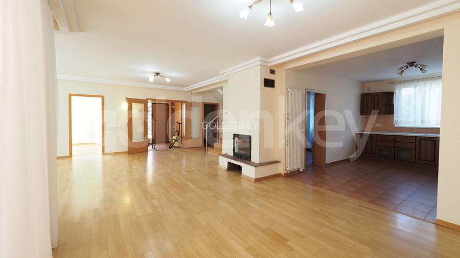 Vilă cu 5 camere | 2 garaje | 350mp gradina - 4