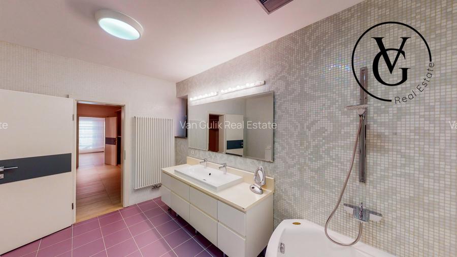 Vila unica în  Statiunea Mamaia- vedere la mare și lac - 18