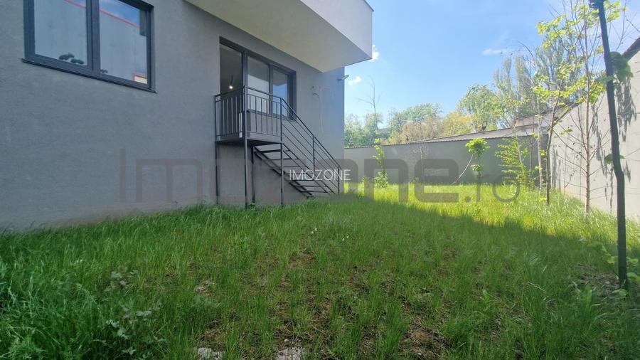 METROU PACII 2 CAMERE CU GRADINA DE 150 mp  COMISION 0% - 8