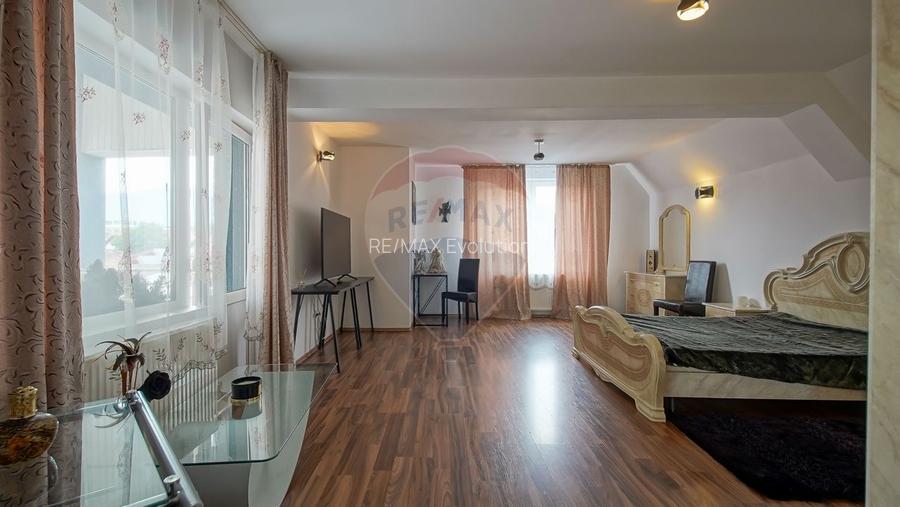 Hotel / Pensiune cu 14 camere/strada Tomis - 34