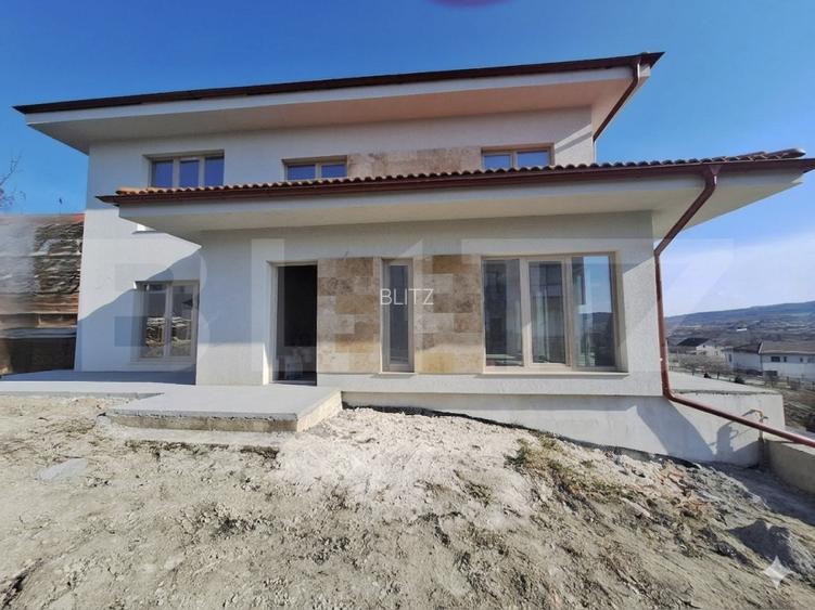 Casa Individuala Premium in Chinteni 214 mp utili, garaj dublu - 2