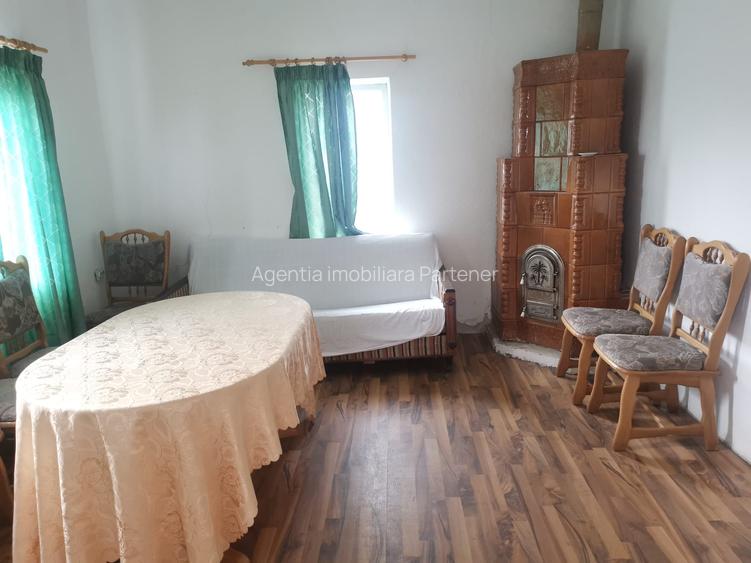 Casa batraneasca Aninoasa/ Arges, teren 1.200 mp - 11