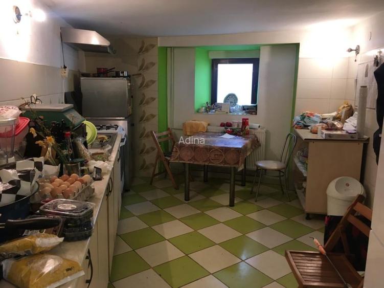 Casa cu spațiu și vad comercial, Băita (centru) - 12