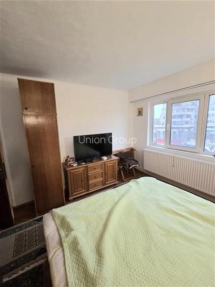 Apartament 3 Camere, Decomandat,  zona Casa de Cultura - 11