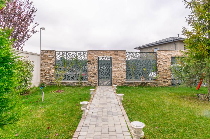 Locuinta construită pentru a fi locuită, nu doar admirată, complet mobilata - 20