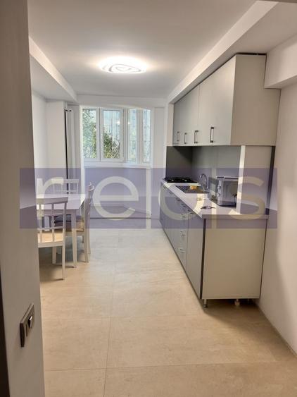 VANZARE 3 CAMERE -DECOMANDAT -DECEBAL - 3