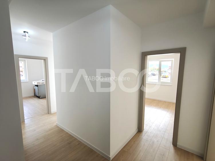 Apartament 3 camere decomandat - 2 bai - balcon - parcare - intabulat - 12