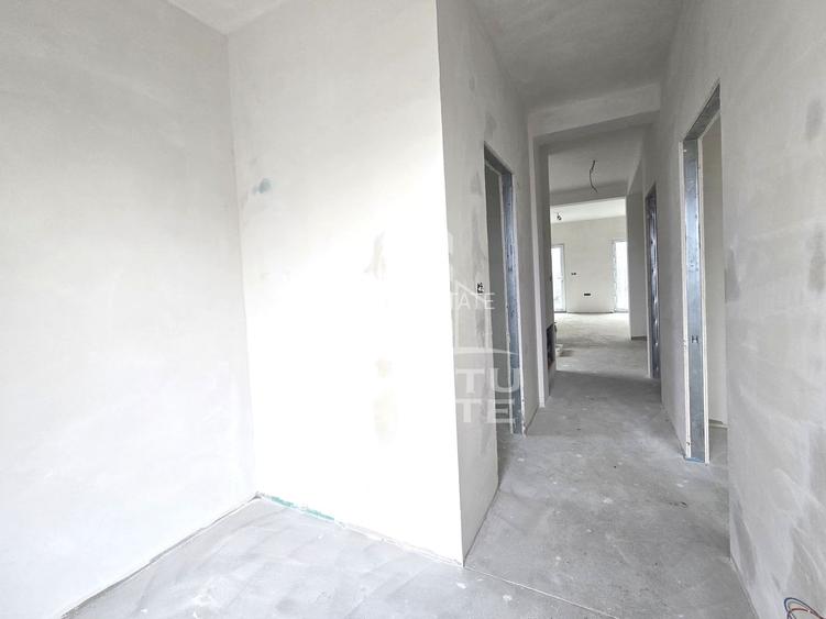 Jumatate de duplex de vanzare, Parter + Etaj, 5 camere si 2 bai, Sag - 12