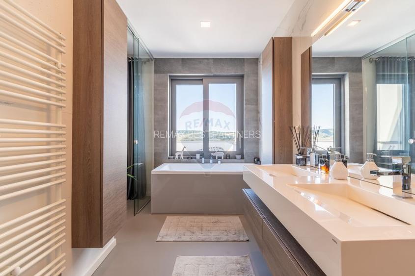 Casa de lux de vanzare in White House Residence - 35