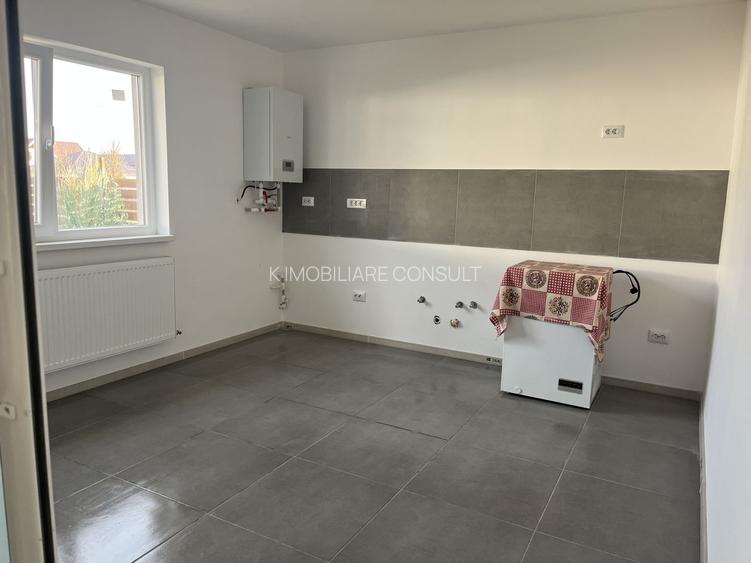 Glina stadion casa parter 4 camere - 50