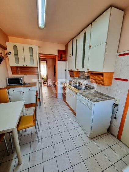 Apartament 4 camere de vanzare decomandat 90mpu zona Central Sibiu - 7