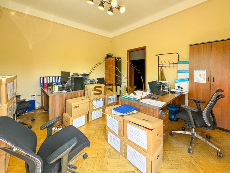 5 camere | Piata Romana | 250 mp | Terasa | Boxa demisol