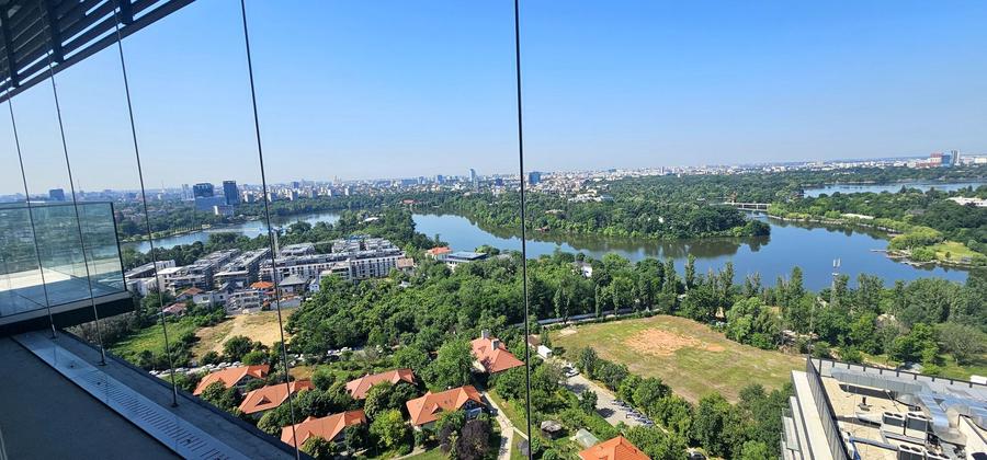 Apartament cu vedere la lacul Floreasca etajul 20