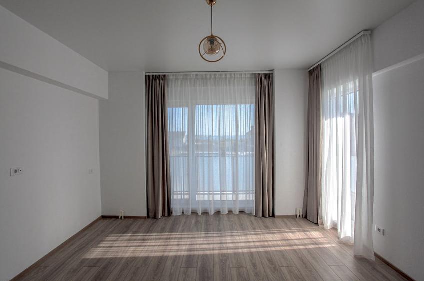 Apartament cu terasa 23 mp in MAMAIA bloc finalizat, vedere la LAC