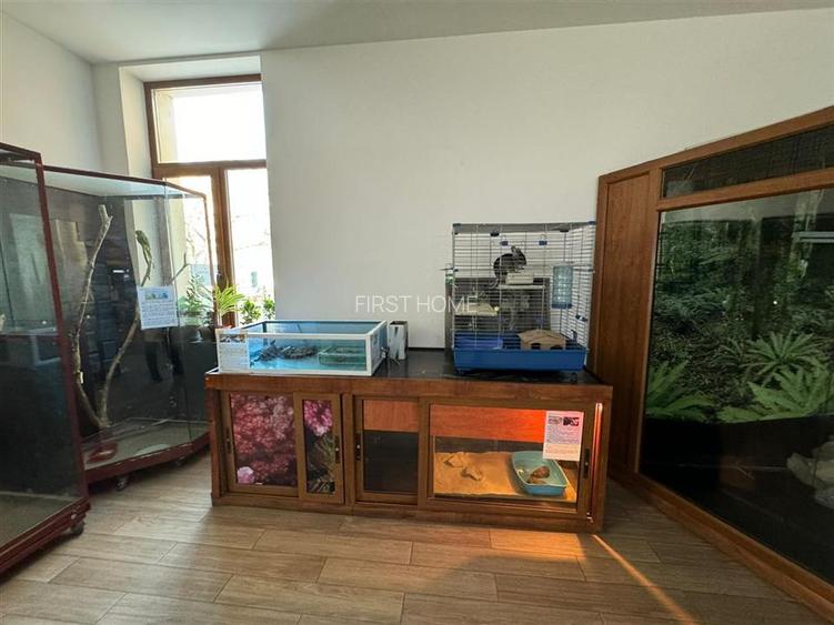 Cladire cu un aspect aparte de inchiriat in Centrul Focsaniului - 18