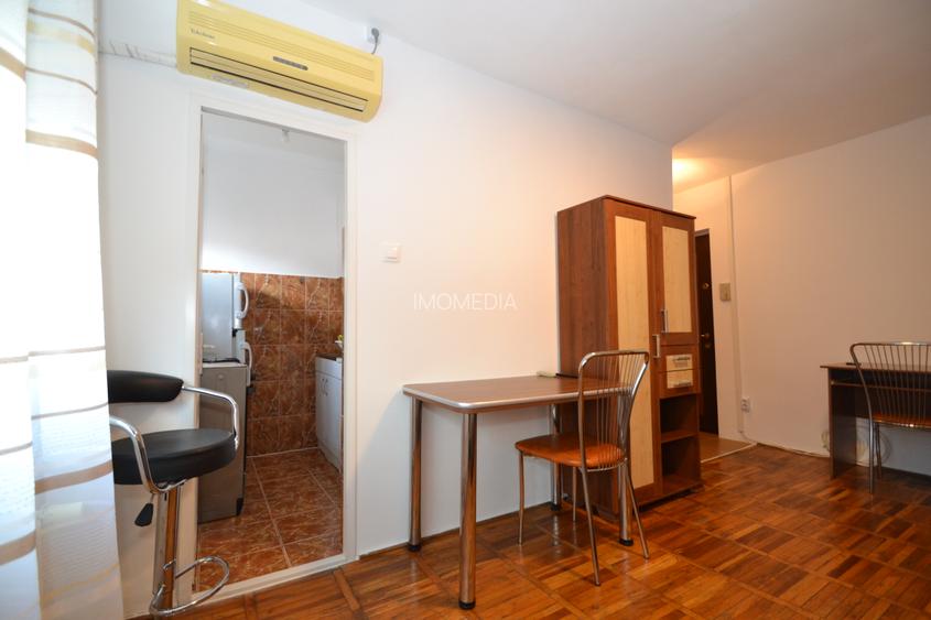 garsoniera, zona Lipovei, la 15 minute de mers pe jos la Iulius Town - 3