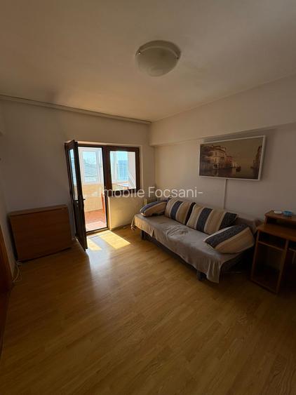 Garsoniera de vanzare - 35,75mp - central - 4