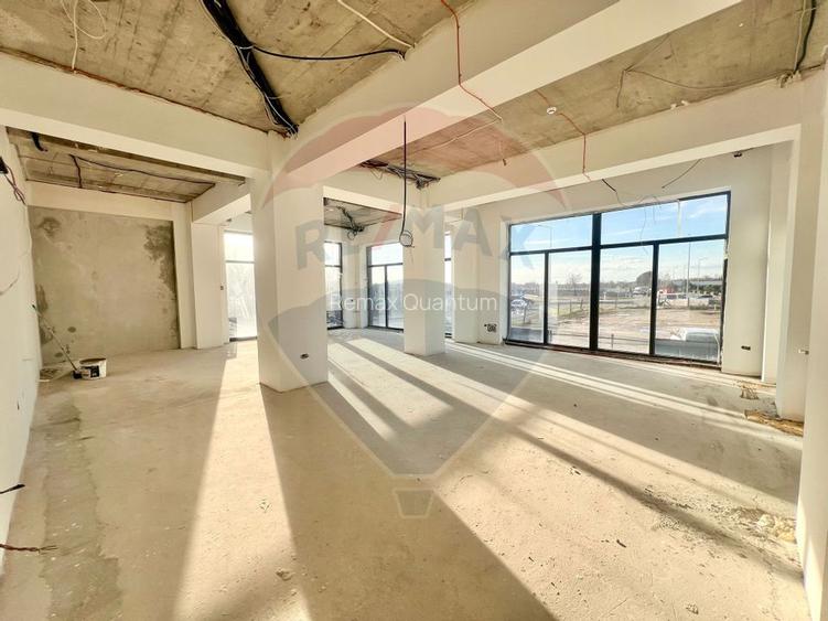 De vânzare spațiu comercial 75,4mp,  str Rapsodiei langa BBSO - 3