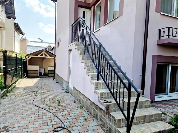 Centrul Craiovei: Casă cu 4 camere și 3 băi, 155 mp utili, teren 201 mp, an 2015 - 11