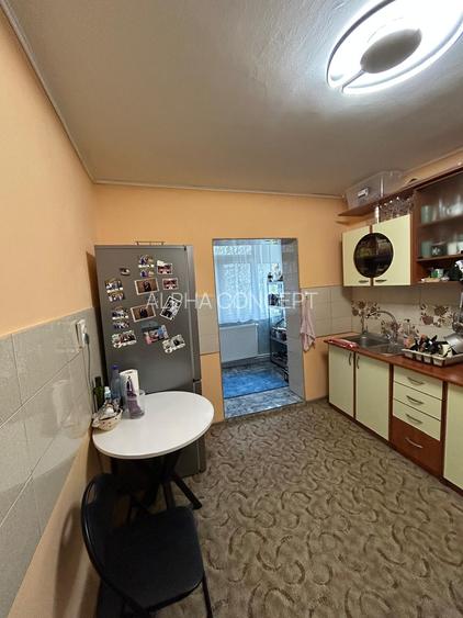 3 CAMERE DECOMANDATE CF. O - POARTA 6/PIATA ROSIE - 3