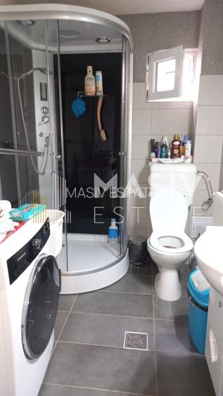 Vilă cu 3 apartamente - Oportunitate de investiție sau rezidențial, Azuga - 10