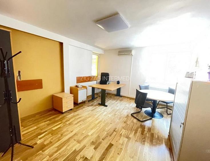 Cazino - Hotel Palace, spatiu ideal birouri, 90 mp., 5 camere. - 10