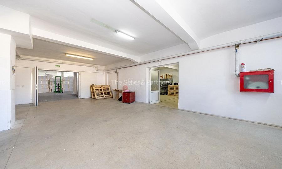 Platformă industrială cu 2 hale și sediu administrativ – teren 3.871 m - 14