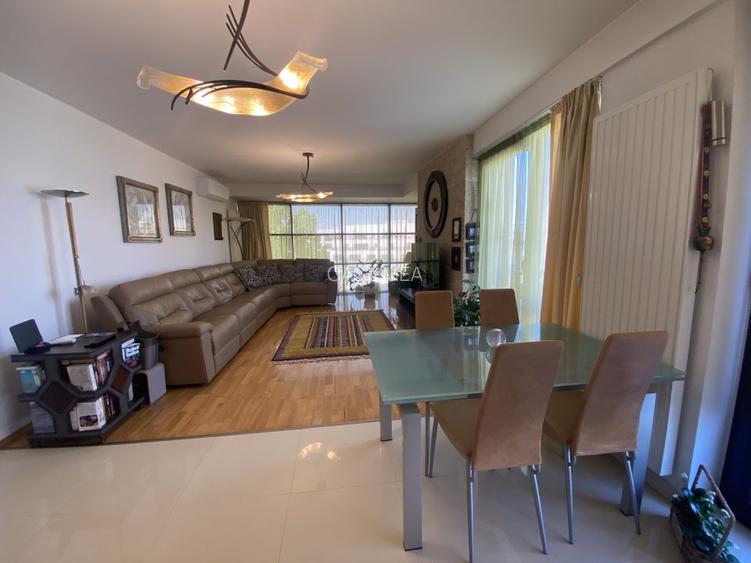 Apartament 4 camere bloc boutique si terasa de 25m - 41