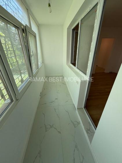 Titan 3 minute metrou si parc Al. Zavideni - 5