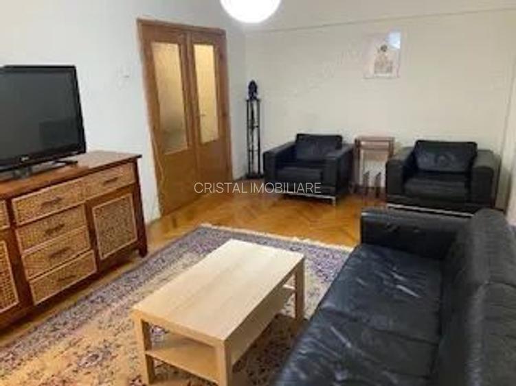 De Inchiriat Apartament 3 camere decomandat, Unirii - 7