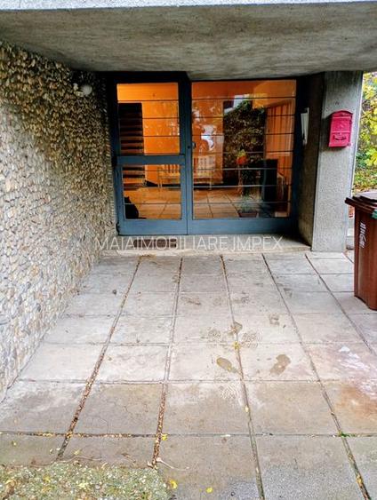 Apartament de 3 camere in zona Aviatorilor mai precis pe str Mircea Zorilean - 7