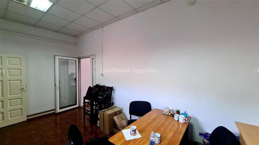 Spatiu comercial 70 mp , Simion Barnutiu, parcare in fata - 3