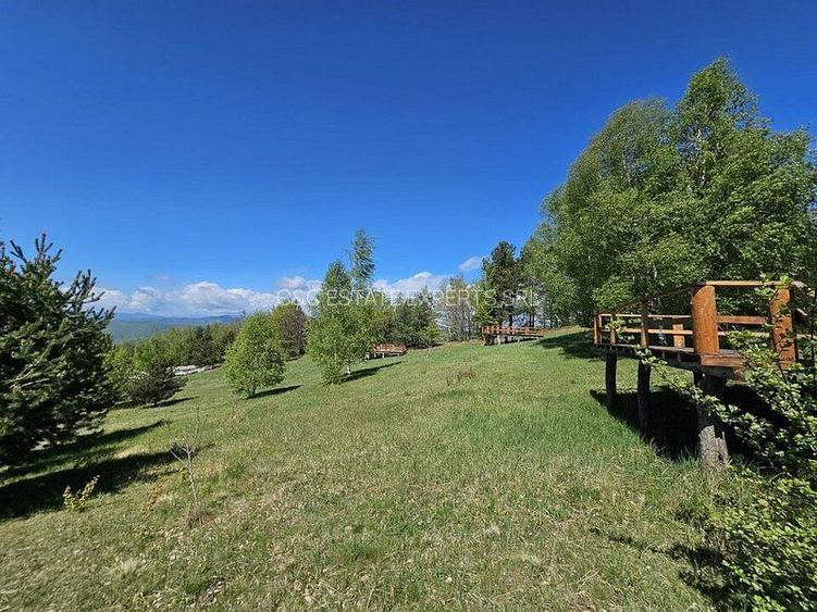 Pensiune in jud. Buzau, loc Ivanetu| Constructie lemn|Pozitionare impresionanta - 9