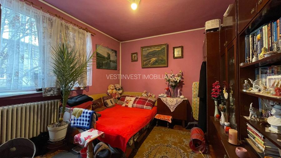 APARTAMENT CU 2 CAMERE, DECEBAL, ETAJ 3 - 3