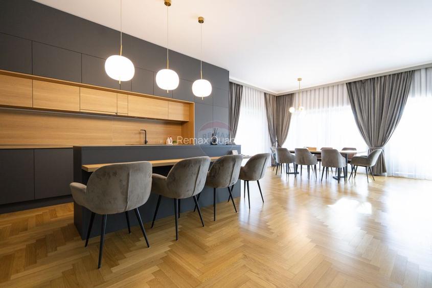 Casă / Vilă cu 5 camere de vânzare în zona Dealuri Oradea - 3