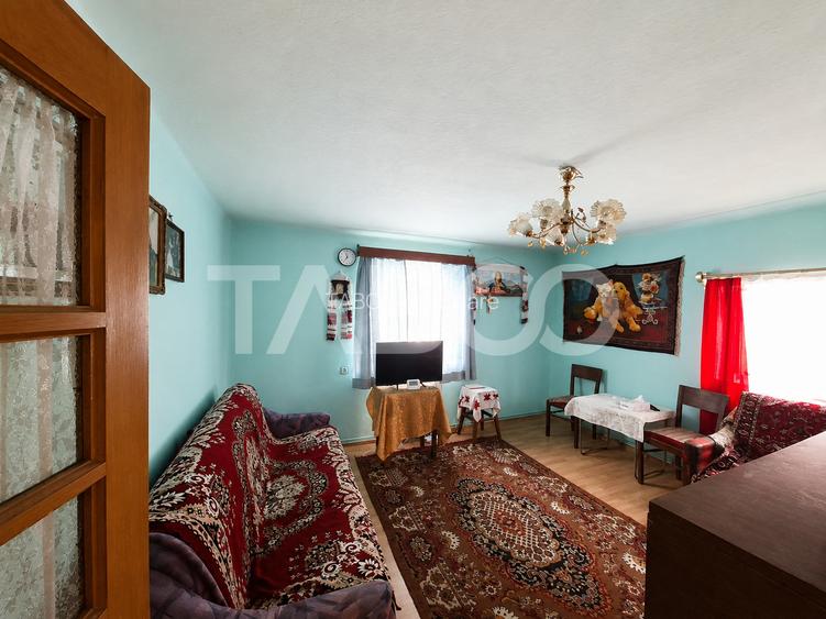Casa individuala de vanzare Str Cimitirului nr 16 Selimbar- 250 teren - 3