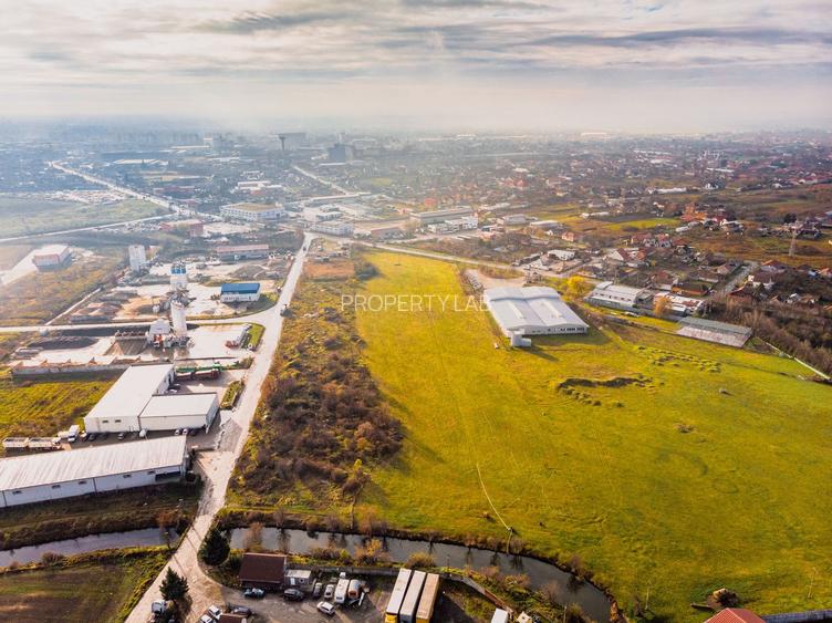 Teren industrial cu PUZ - 920mp - 16