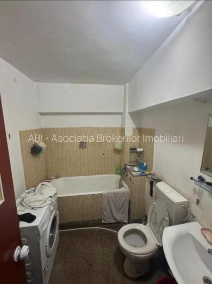 Ap. 4 cam. dec. Piata Sudului - 6