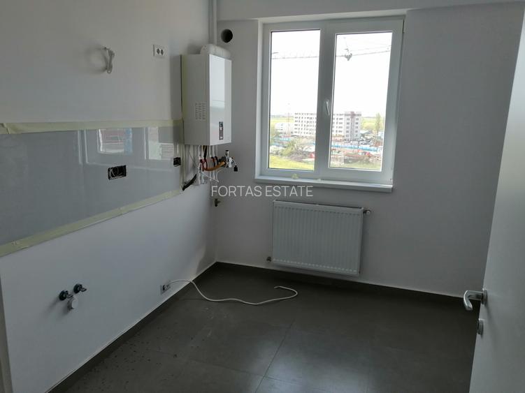 2 Camere decomandat! Acces facil metrou! Etaj intermediar! - 4